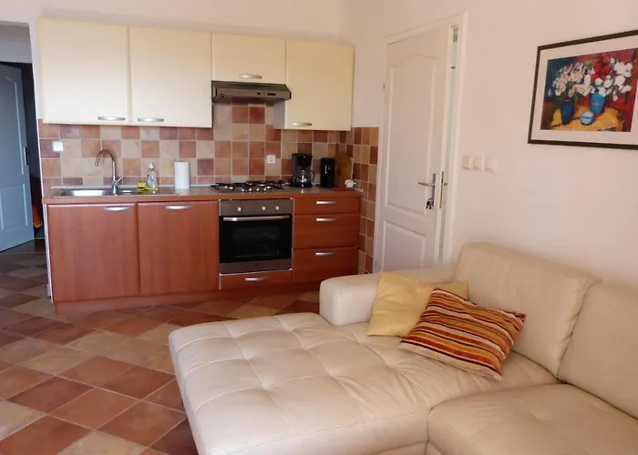 By The Sea Pirovac, Sibenik - 13275 *