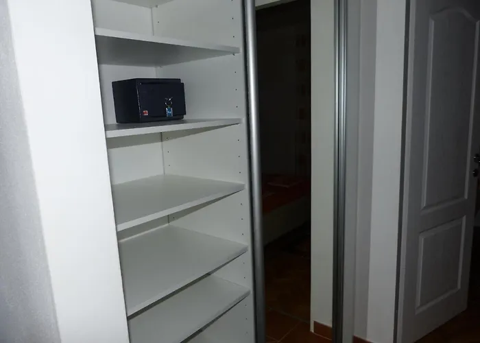 By The Sea Pirovac, Sibenik - 13275 *