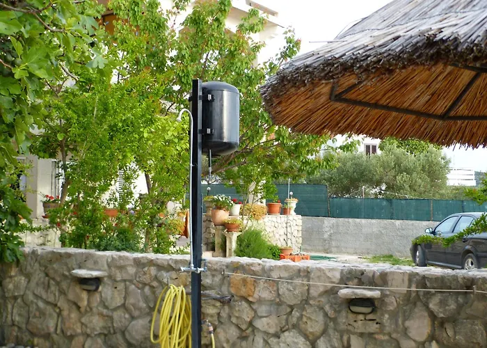 By The Sea Pirovac, Sibenik - 13275 *